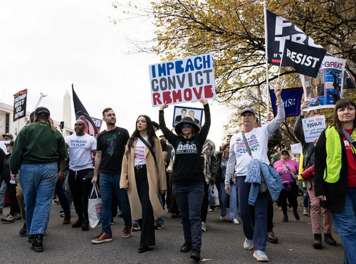У Вашингтоні протестувальники вимагали імпічменту Трампа, зокрема через Україну 